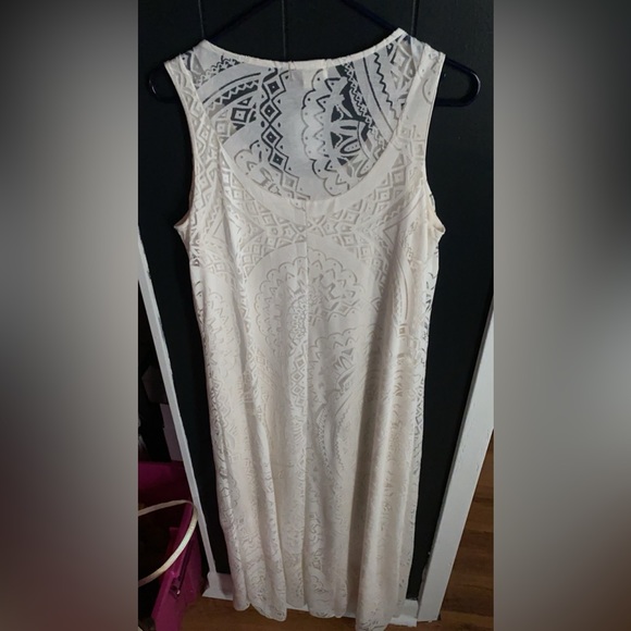 Oneworld Small Ivory Burnout Maxi Dress - Picture 5 of 10